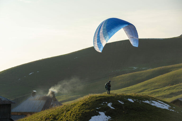 Raul Rodriguez inflating his STEP light