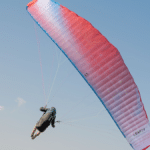 harness paraglider ALTIRANDO LITE in action