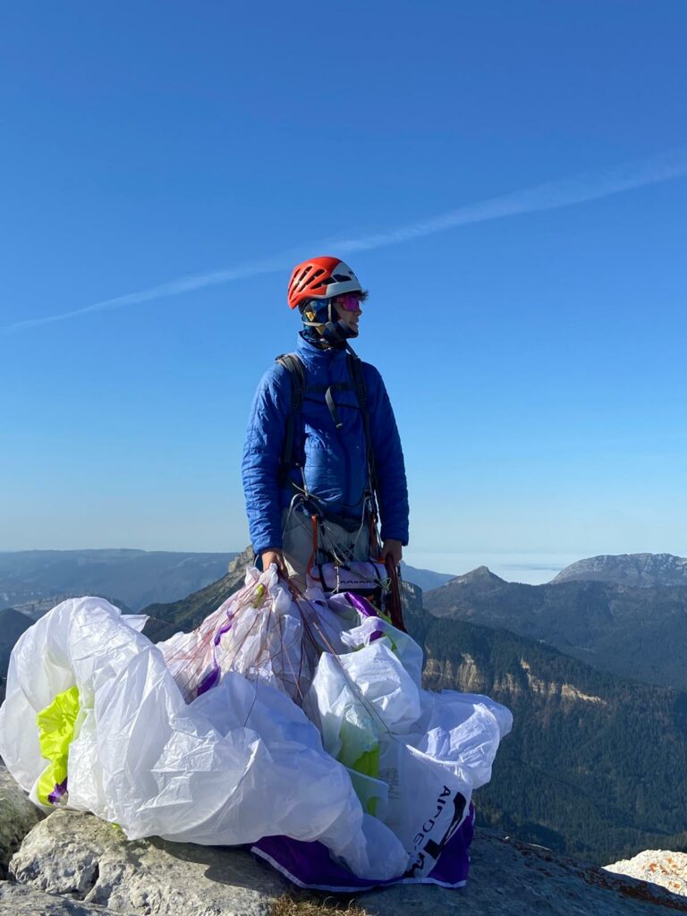 Photo d'Elio lors d'un vol rando en montagne